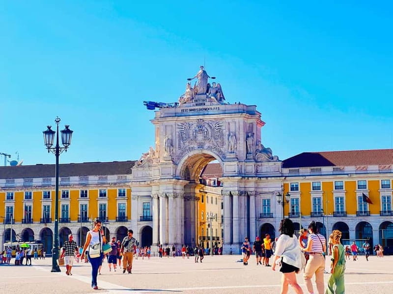 Lisbon: Private Tuk Tuk Tour with Polaroid Photos - The Best Part: Viewpoints You Can Actually Enjoy