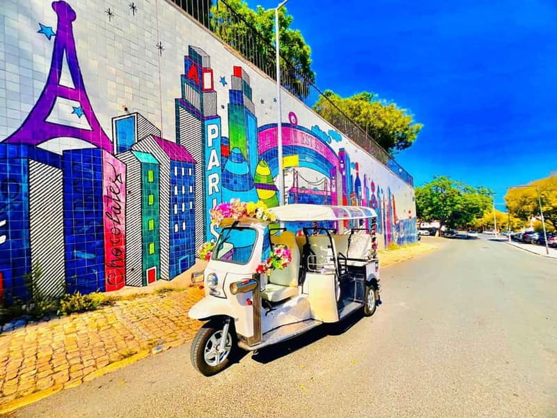 Lisbon: Private Tuk Tuk Tour with Polaroid Photos - Meeting Point and Start: Easy to Find Once You Know the Landmark