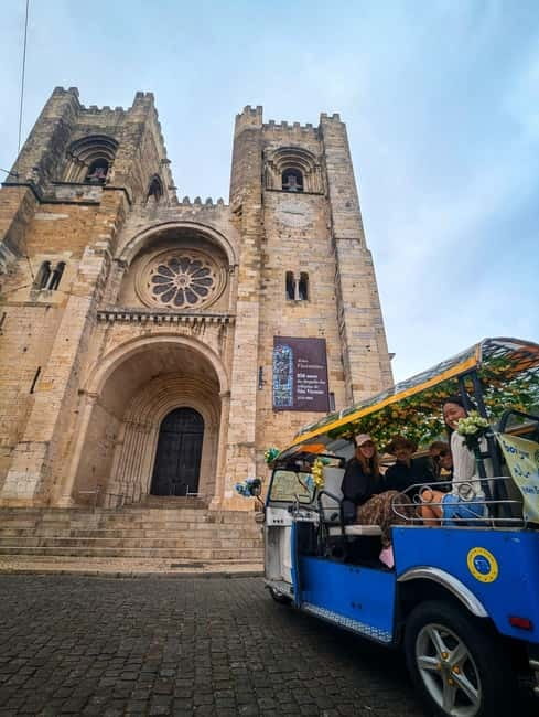 Lisbon: Private Tuk Tuk Tour with Polaroid Photos - Pricing That Makes Sense for a Guided, Private Ride
