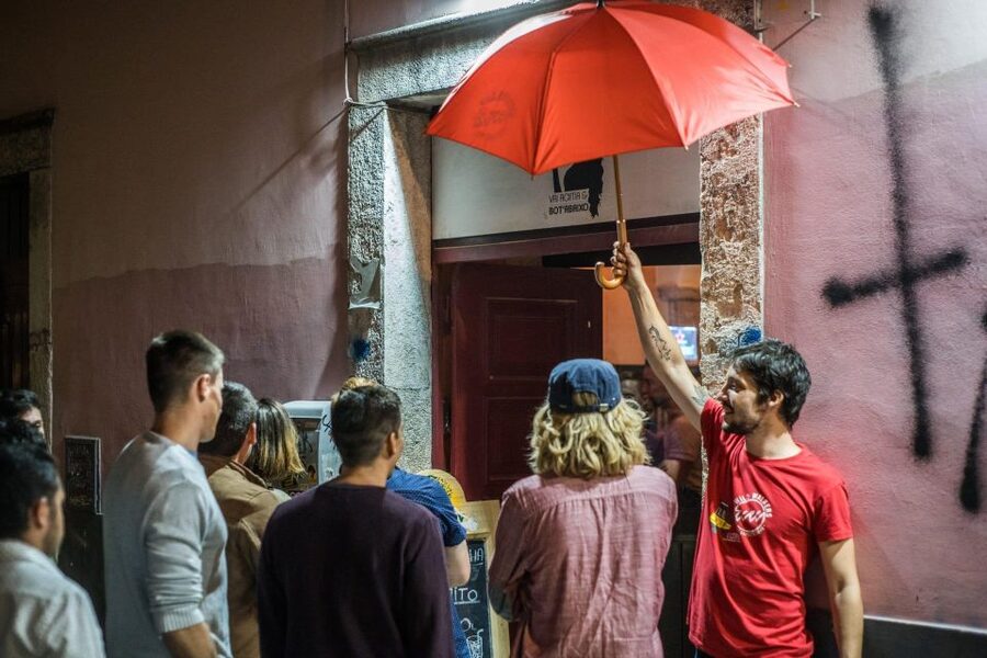 Lisbon: Pub Crawl with Open Bar (Premium Upgrade Available) - Pink Street: Music Shift, Sightseeing, and a Real Change of Mood