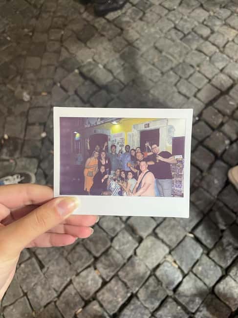 Lisbon: Pub Crawl with Open Bar (Premium Upgrade Available) - Cais do Sodré Finish: Skip the Lines and Land at a Club