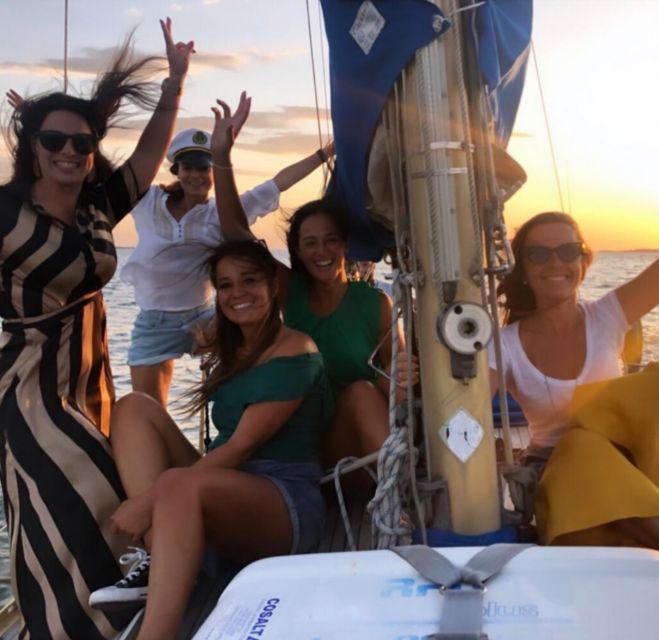 Lisbon: Sailboat Sunset Tour with a Drink - Price and value: what your $40 actually buys (and what you should plan for)