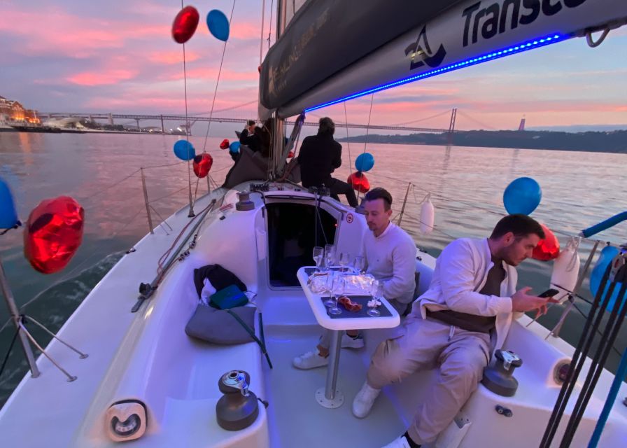 Lisbon: Sailboat Tour w/ Local Guide and Open Bar Green Wine - The 2-hour route: from the 25 de Abril Bridge to Alfama, then back again