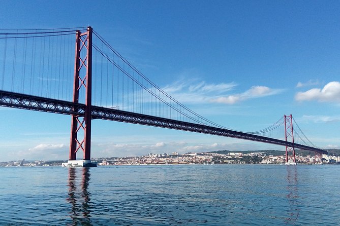 Lisbon Sailing Tour on a Luxury Sailing Yacht with 2 Drinks - Crew of 2 and Small-Group Energy: How the Hosting Works