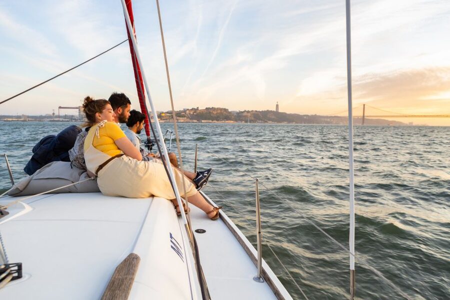 Lisbon: Sailing Tour on the Tagus River - Boat types, group size, and how crowded it feels