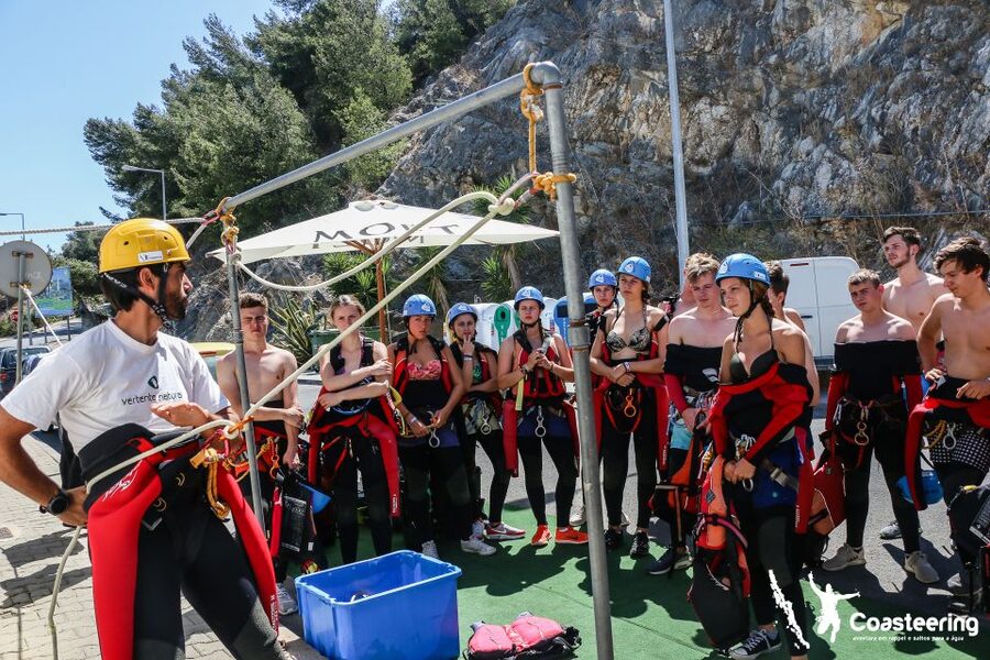 Lisbon: Sesimbra/Arrábida Natural Park Coasteering Adventure - What to Bring (and What to Rent) So You Stay Comfortable