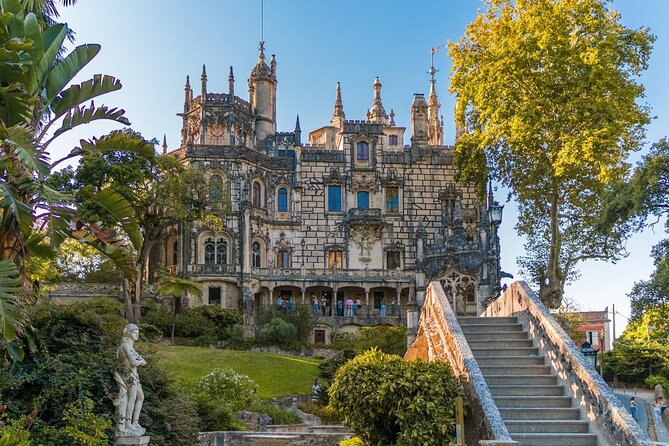 Lisbon: Sintra Half-Day Guided Tour with Pena Palace Tickets - Sintra Historic Centre walk: Piriquita pastries, ginjinha, and crafts