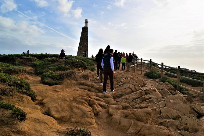 Lisbon: Sintra, Pena, Cabo da Roca Coast & Cascais Tour - Transport Value: Air-Conditioned Minivan and a Stress-Saver Route