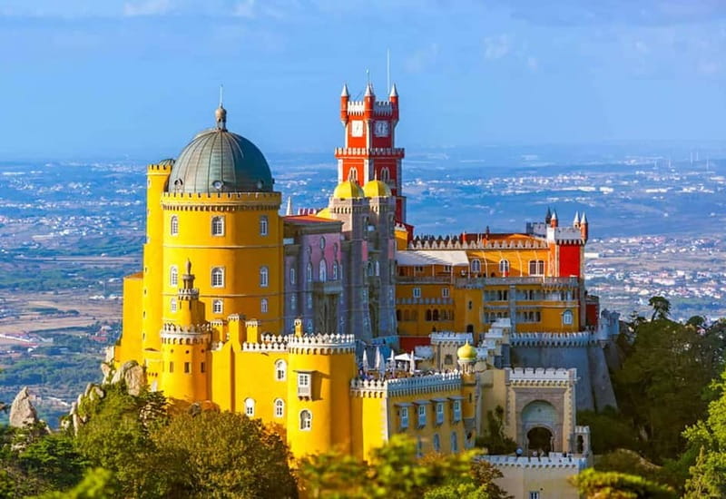Lisbon: Sintra, Pena Palace, Regaleira & Monserrate Day Trip - Quinta da Regaleira: Neo-Gothic Gardens and the Initiation Well