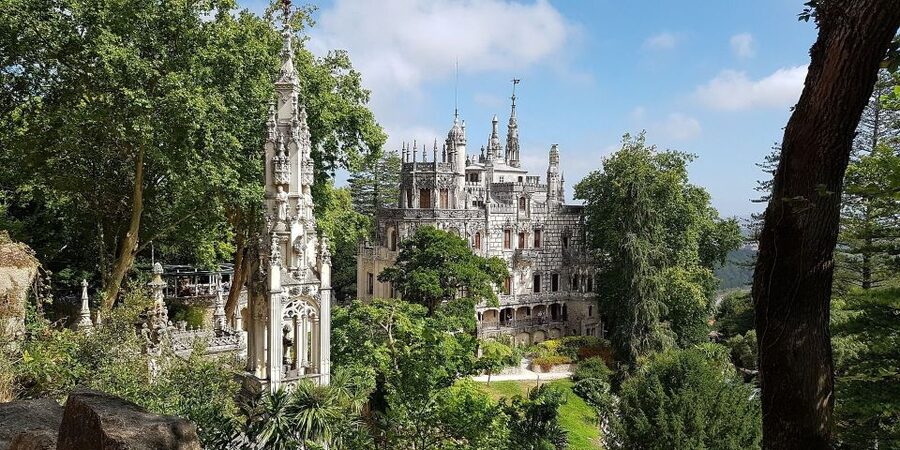 Lisbon: Sintra, Pena, Regaleira, Cabo da Roca & Cascais - Lunch and free time in Sintra, how to use it well
