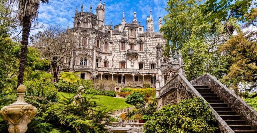 Lisbon: Sintra, Quinta da Regaleira, Cabo da Roca & Cascais - Sintra town free time: Lawrence’s Hotel, pastries, and fast photo stops