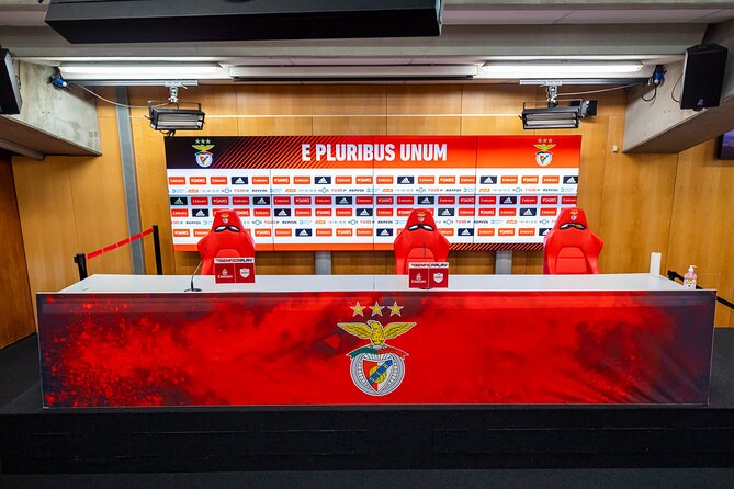 Lisbon SL Benfica Stadium & Museum Tour with Scarf - The VR and 3-D Glasses Moment, Plus the Live Eagle Wow Factor