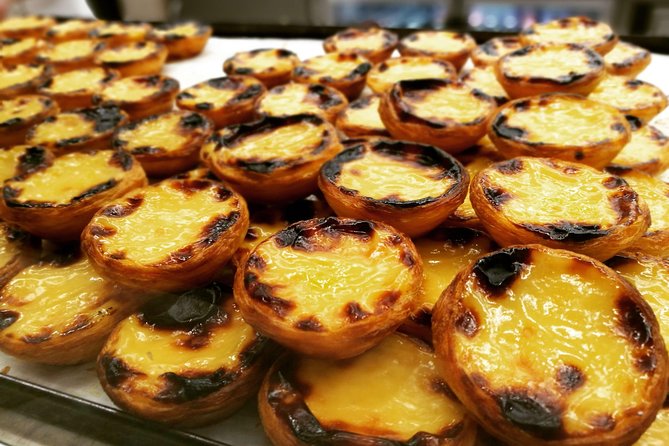 Lisbon Small-Group Food Tour with 18 Tastings in Alfama District - Miradouro Das Portas Do Sol: A View Break That Feels Like Part of the Meal