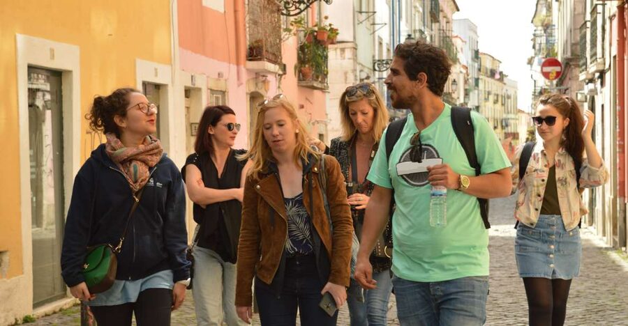 Lisbon: Starter Walking Tour to the highlights in German - Key things to know before you go