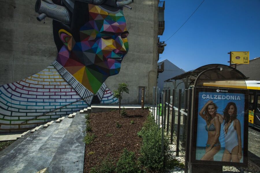 Lisbon: Street Art Tuk Tuk Tour - Convents and palaces: the old Lisbon layer you pass through