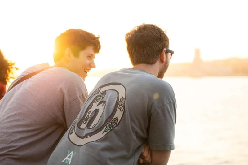 Lisbon: Sunset Boat Tour with Music and Drinks - Two Hours on the Tejo: Party Feel, Real Sunset Views