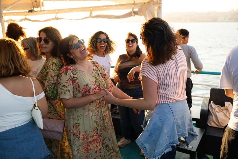 Lisbon: Sunset Boat Tour with Music and Drinks - Belém Cruise Segment: Tower Views and the Ships of Discovery