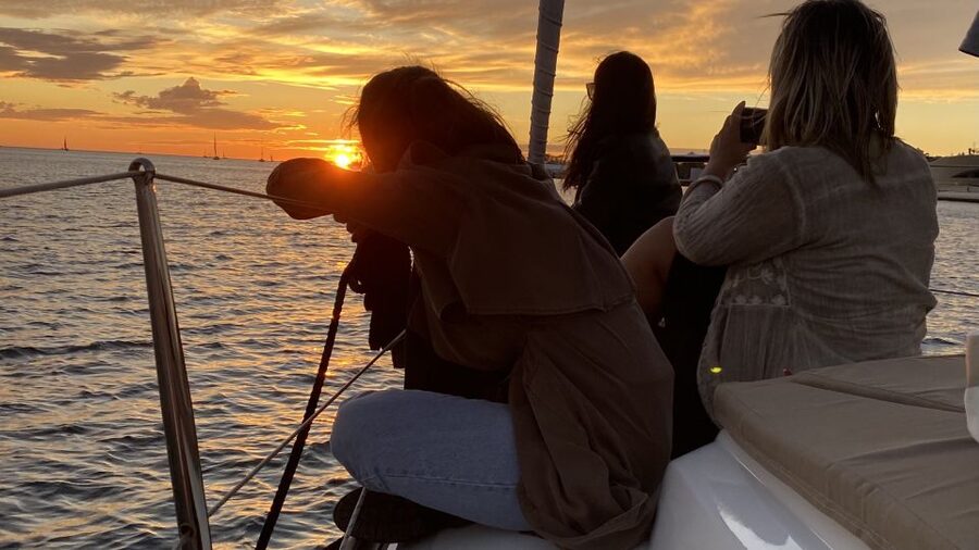 Lisbon: Sunset Cruise with Drinks - Time Out Market, Bairro Alto, and Commerce Square from the water