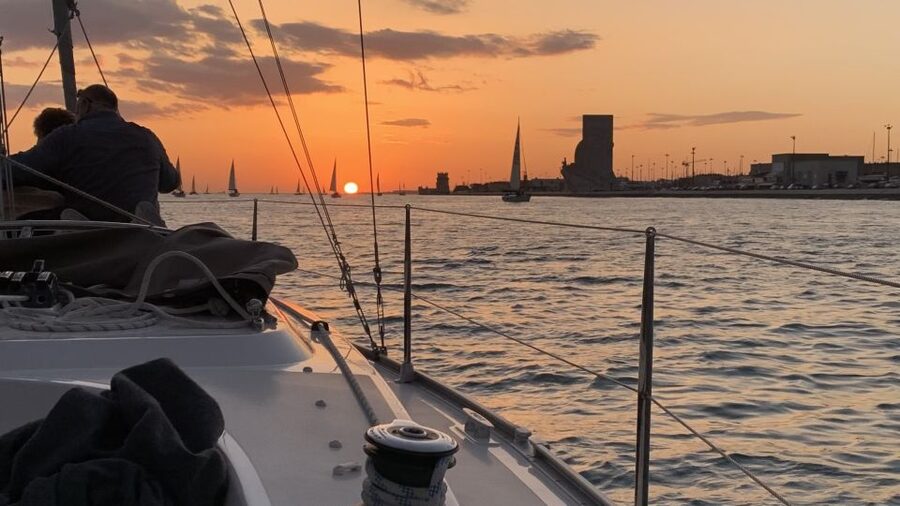 Lisbon: Sunset Cruise with Drinks - Getting on board with Bloo Boat Charter, what the trip feels like