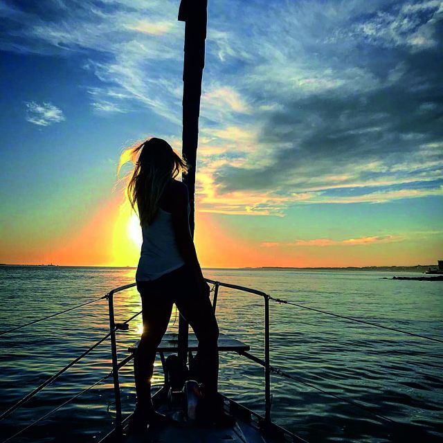 Lisbon: Sunset Sailing Cruise with Wine - Why a Sunset Sail on the Tagus Beats Another Photo Stop