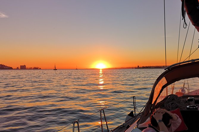 Lisbon Sunset Sailing Tour on Luxury Sailing Yacht with 2 Drinks - Meeting at Doca de Belém: arriving without stress