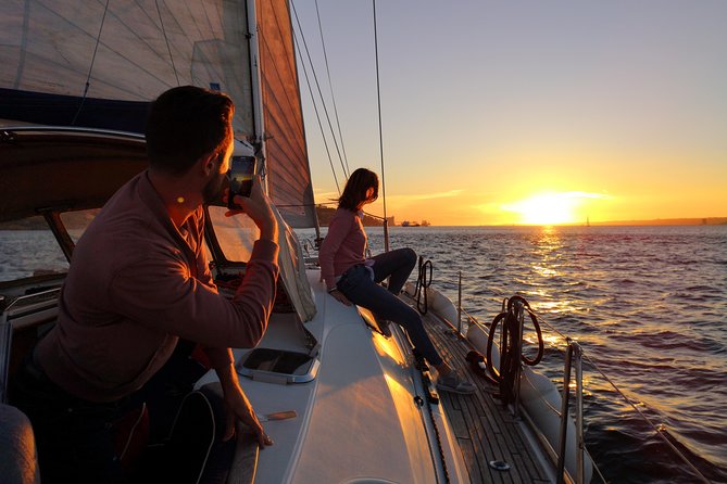 Lisbon Sunset Sailing Tour on Luxury Sailing Yacht with 2 Drinks - The cruising plan: sailing past Lisbon’s sights in order