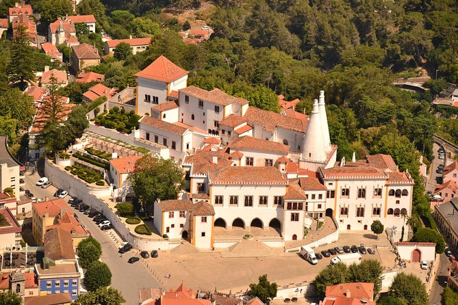Lisbon Super Saver: 2-Day Sintra, Cascais, Fatima, Nazare and Obidos Small-Group Day Trips - Óbidos: Medieval Streets, Fortress Walls, and a Ginja Tasting