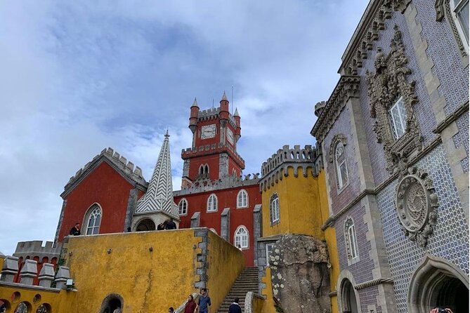 Lisbon Super Saver: 2-Day Sintra, Cascais, Fatima, Nazare and Obidos Small-Group Day Trips - How the Small-Group Format Changes Your Day