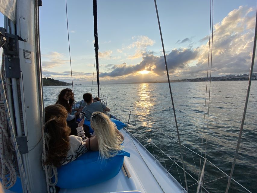 Lisbon: Tagus River Sunset Cruise with Drinks - Why the small-group setup is the real value
