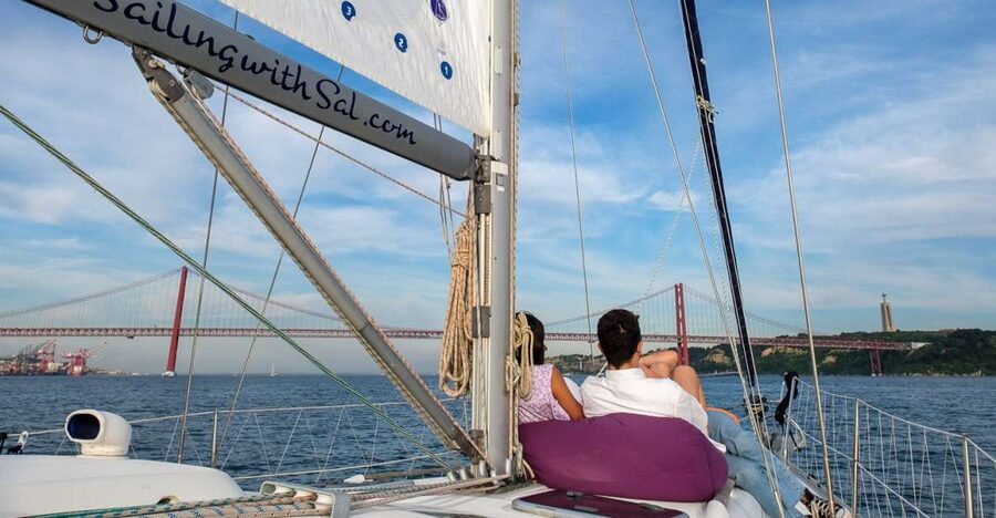 Lisbon: Tagus River Sunset Cruise with Drinks - What happens once you’re on board, quick briefing and then freedom