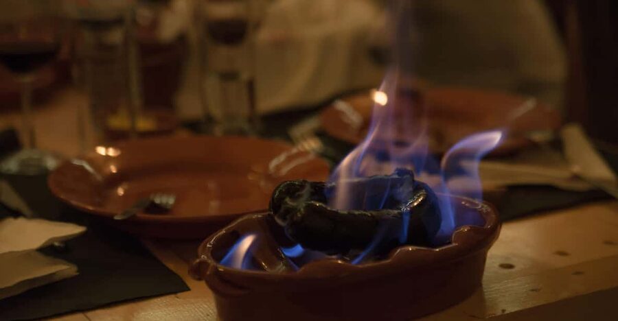 Lisbon: Tapas & Drinks with Fado Live Performance - Inside the 18th-Century Fado Academy Built Over Roman Ruins