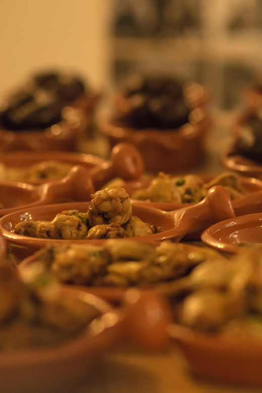 Lisbon: Tapas & Drinks with Fado Live Performance - Dinner and Wine at Long Tables: What the Tapas Really Feel Like