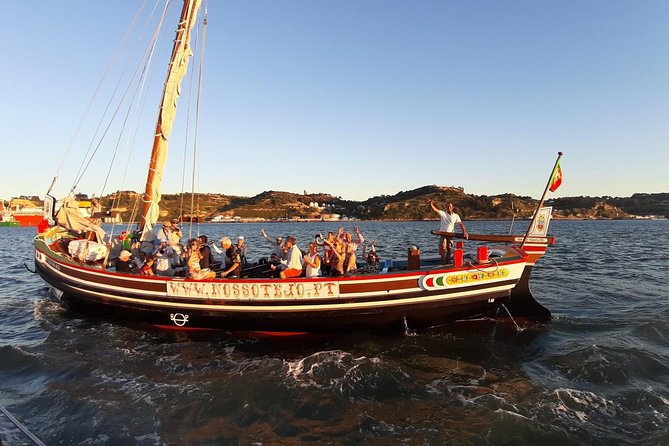 Lisbon Traditional Boats - Guided Sightseeing Cruise - Belem Tower Views: Manueline Style and a Gateway to the Discoveries