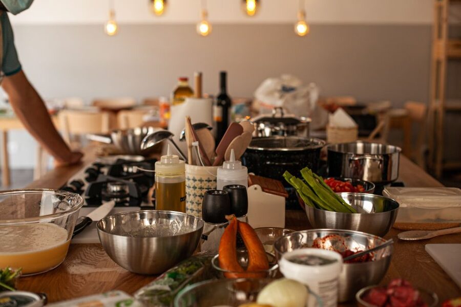 Lisbon: Traditional Portuguese Cooking Class - Drinks, pace, and staying comfortable during a 3-hour class