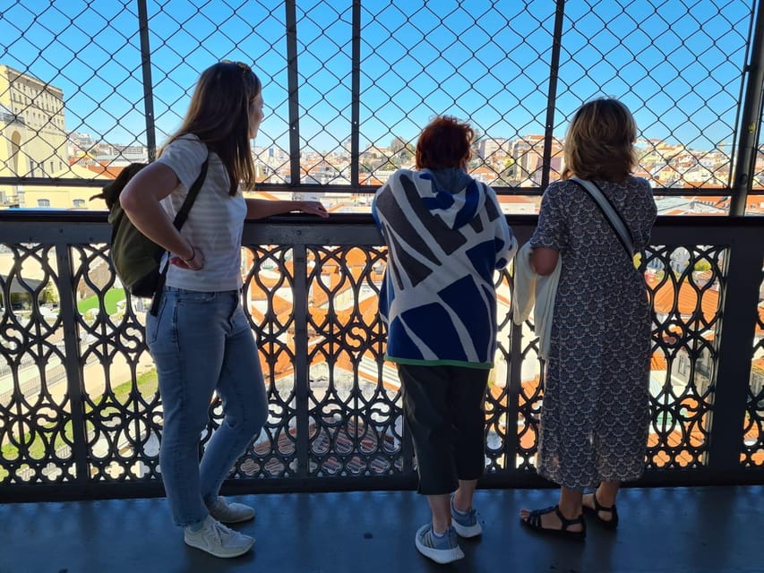 Lisbon: Walking Tour in the Center (Max 12 Participants) - Santa Justa Lift and Carmo Convent Ruins: Engineering Meets a Scar
