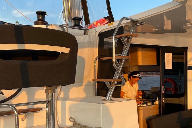 LUXURY Catamaran Sunset and Wine cruise - On-board comfort: wine service, blankets, and that small-group feel