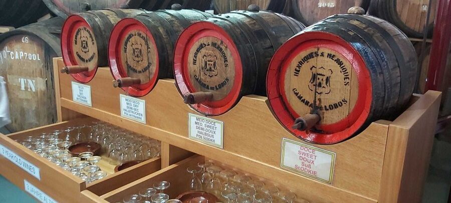 Madeira: Cabo Girao, Jeep Tour Adventure and Wine Tasting - A Typical Bar and Poncha: What to Expect and What It Costs