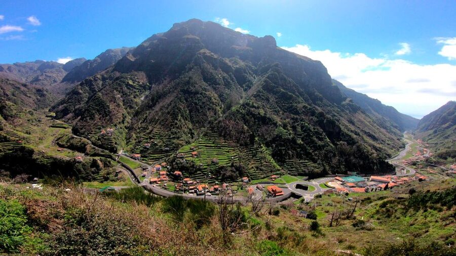 Madeira: Cabo Girão, Wine Tasting, & Serra d'Água Jeep Tour - Guide energy: why names keep showing up in positive feedback