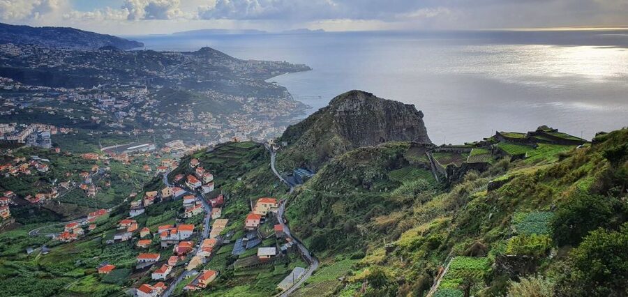 Madeira: Full-Day Jeep Tour, Natural Pools, Seixal & Fanal - What You’re Paying For: 8 Hours, Small Group, and Live Commentary