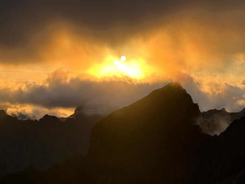 Madeira: Pico Arieiro Sunset with Stairway to Heaven Option - Weather on Madeira mountains, and what it means for your expectations