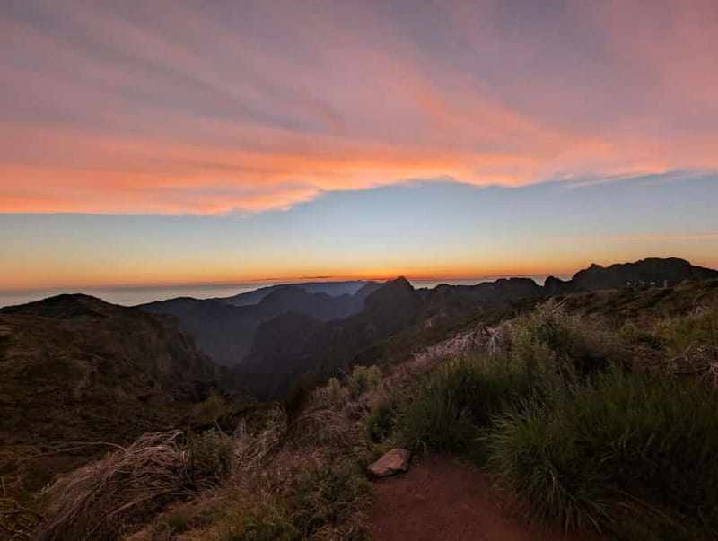 Madeira: Pico Arieiro Sunset with Stairway to Heaven Option - What to bring and wear for wind, cold, and steep trails