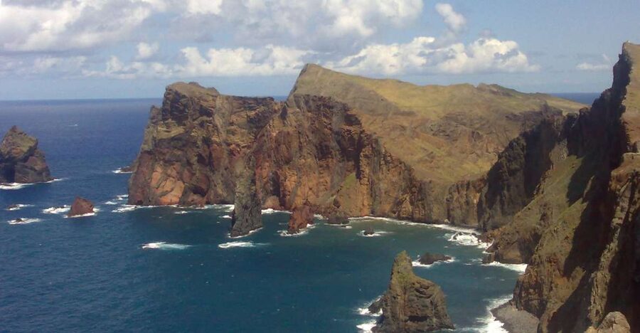 Madeira: Pico do Arieiro & Laurissilva Forest - East tour - Pico do Arieiro, 1,818 meters of ridgelines and cliff views