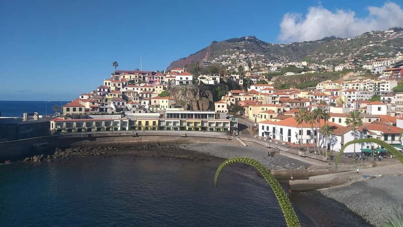 Madeira Private 4-Seater Mercedes VIP - Pickup in Funchal, Caniço, and cruise ships, without the usual stress