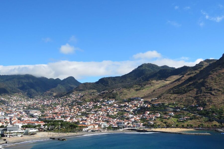 Madeira : Santana & Peaks full day tour by Open 4x4 - Getting Started: Pickup in Funchal and the Southeast Route