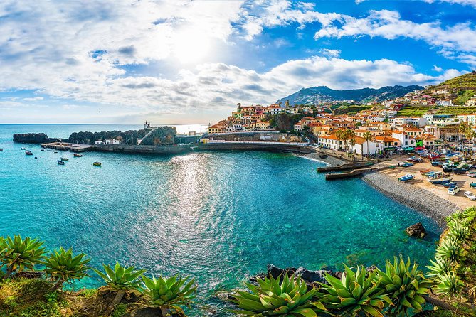 Madeira Valley of the Nuns Tour - The Guide on Board: Direction and Story in Plain Talk
