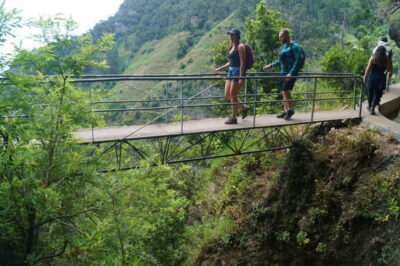 Wet your hair in the amazing Levada Nova / Moinhos
