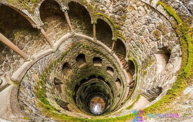 Magical Day Trip: Pena Palace, Sintra, CaboDa Roca & Cascais - A 7-hour private circuit: Sintra fairy tales plus the Atlantic