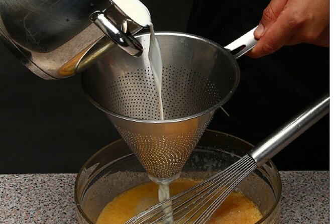Pasteis de Nata Baking Class from Lisbon - Waiting for the Oven: Drink Time and the Story Behind the Tart