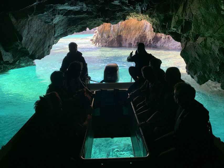 Peniche: Berlengas Island Trip, Hiking and Cave Tour - On Berlenga by Foot: Fortress Energy and the Lighthouse Climb