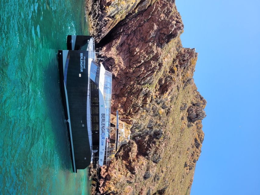 Peniche: Berlengas Roundtrip and Glass-Bottom Boat Cave Tour - The people factor: crew, timing, and how guidance changes the experience